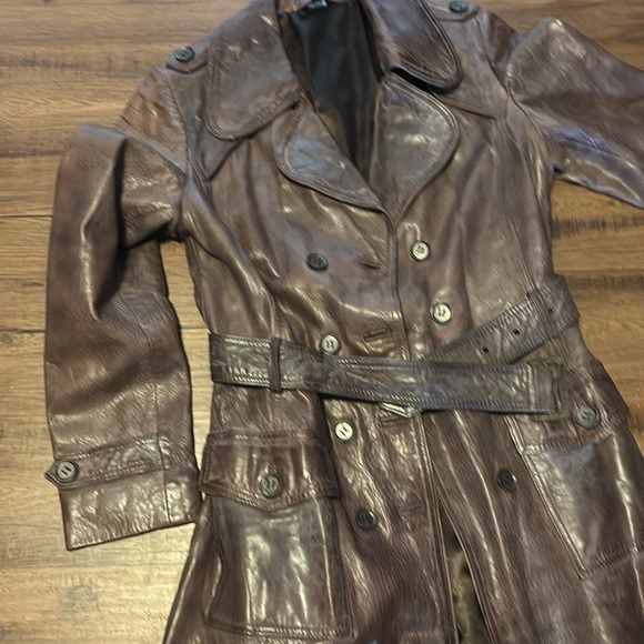 Soft brown 100% genuine leather trench - Picture 2 of 6